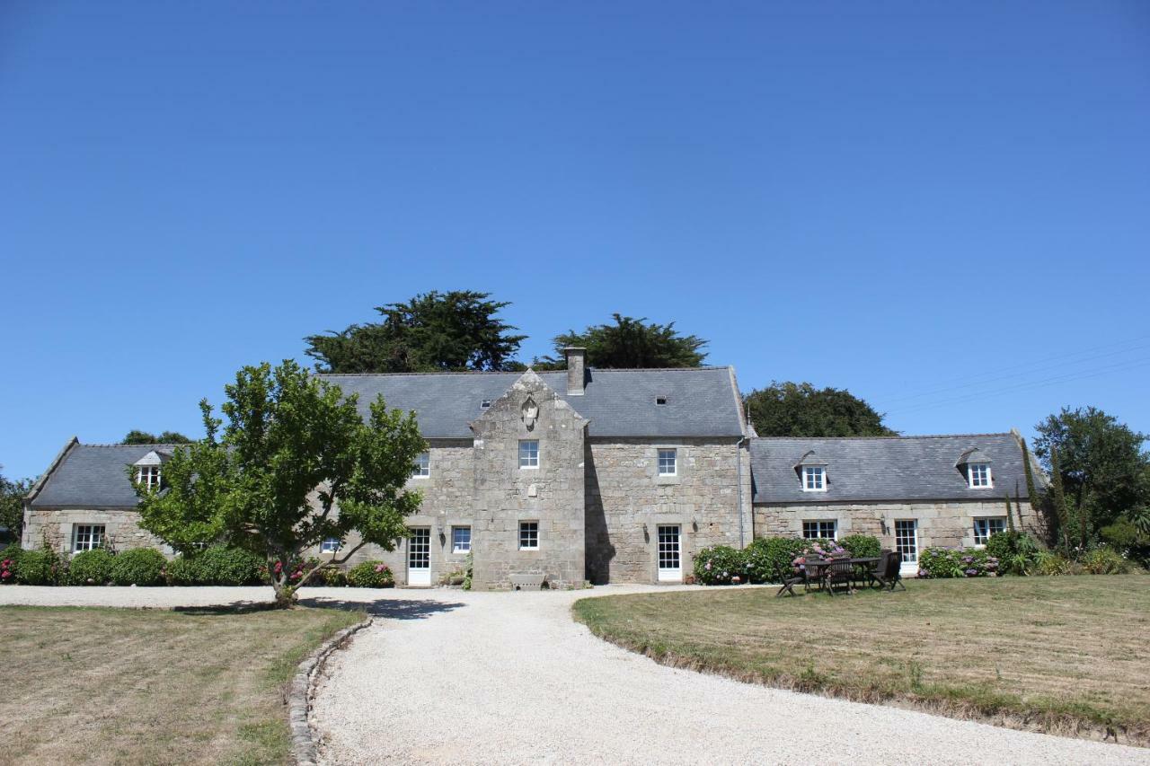 Cléder Manoir De Kerliviry B&B 외부 사진